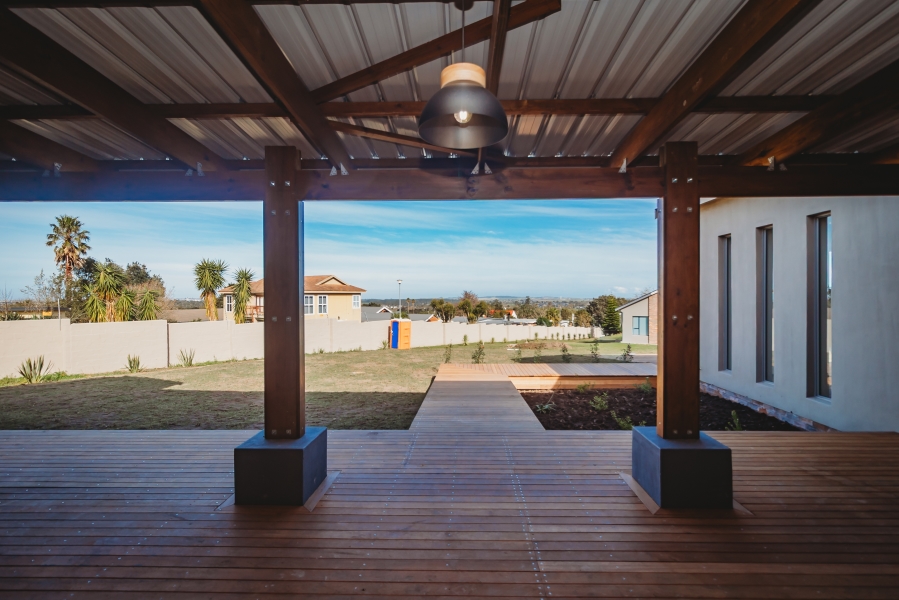 4 Bedroom Property for Sale in Blanco Western Cape